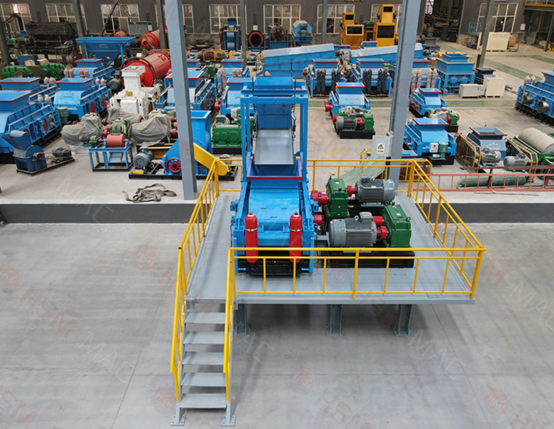 石膏破碎機，石膏對輥制砂機機，石膏板邊角料破碎機，液壓對輥制砂機